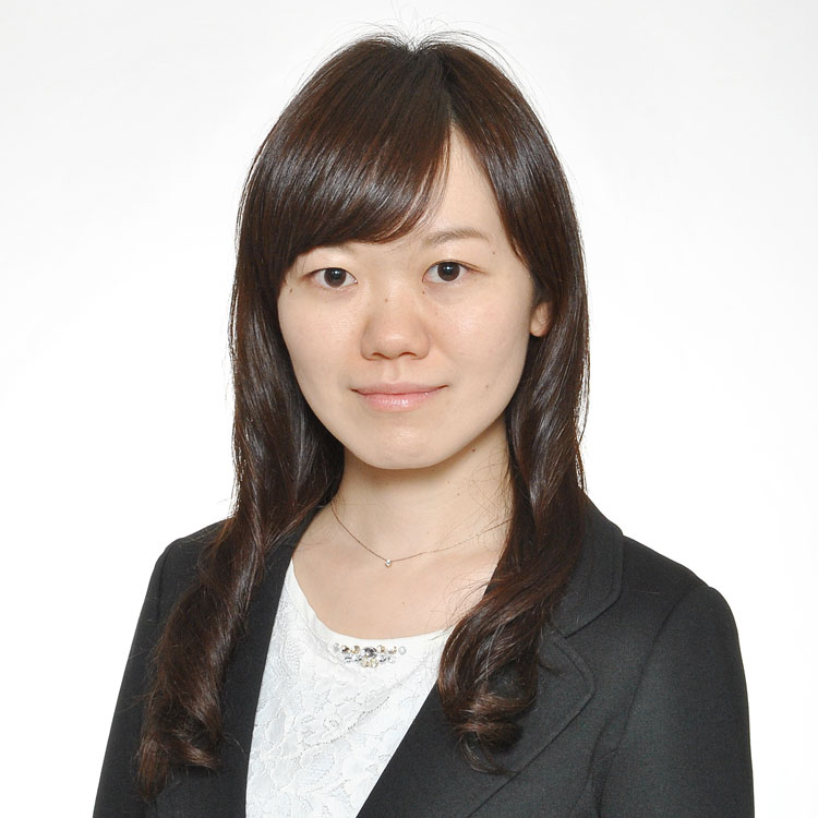 髙津 育美