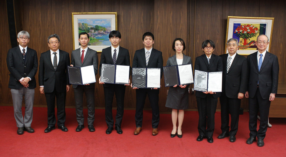 東北医学会奨学賞受賞者写真