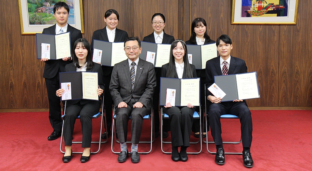 医学部学生奨学賞受賞者写真